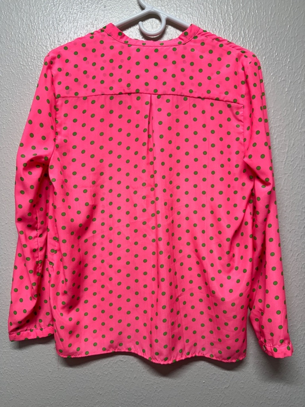 Kut from the Kloth Pink Shirt with Green Polka Dots - Picture 2 of 4